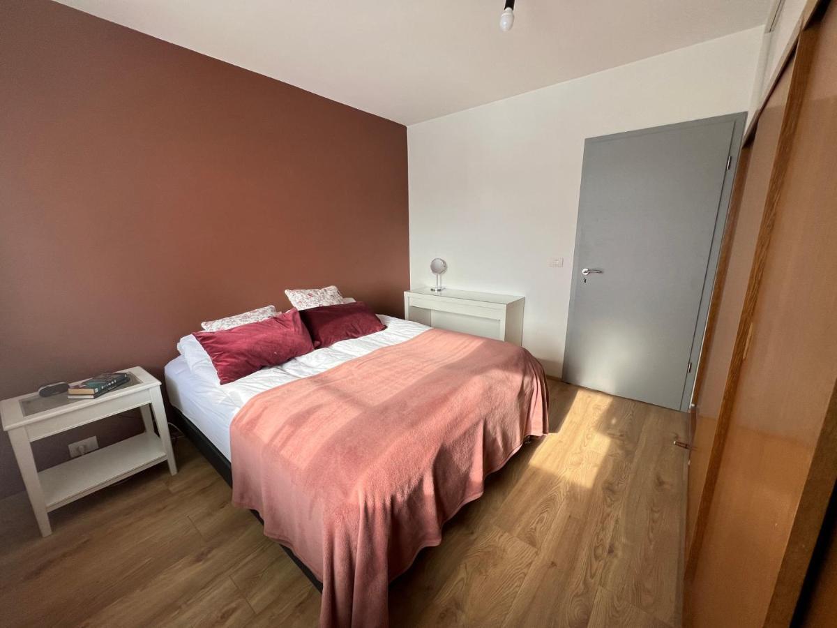 Jm Homestay - A Cozy Two Bedroom Apartment Reiquiavique Exterior foto